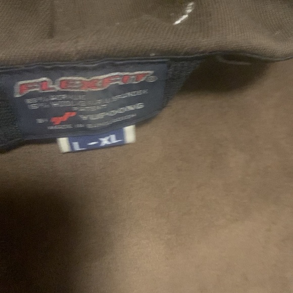 Hat - Picture 3 of 4